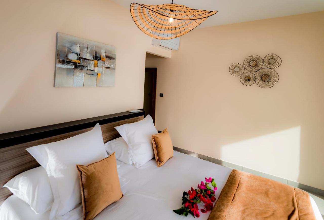 Villa Lembah Giri Villas 5***** Bouillante Exterior photo